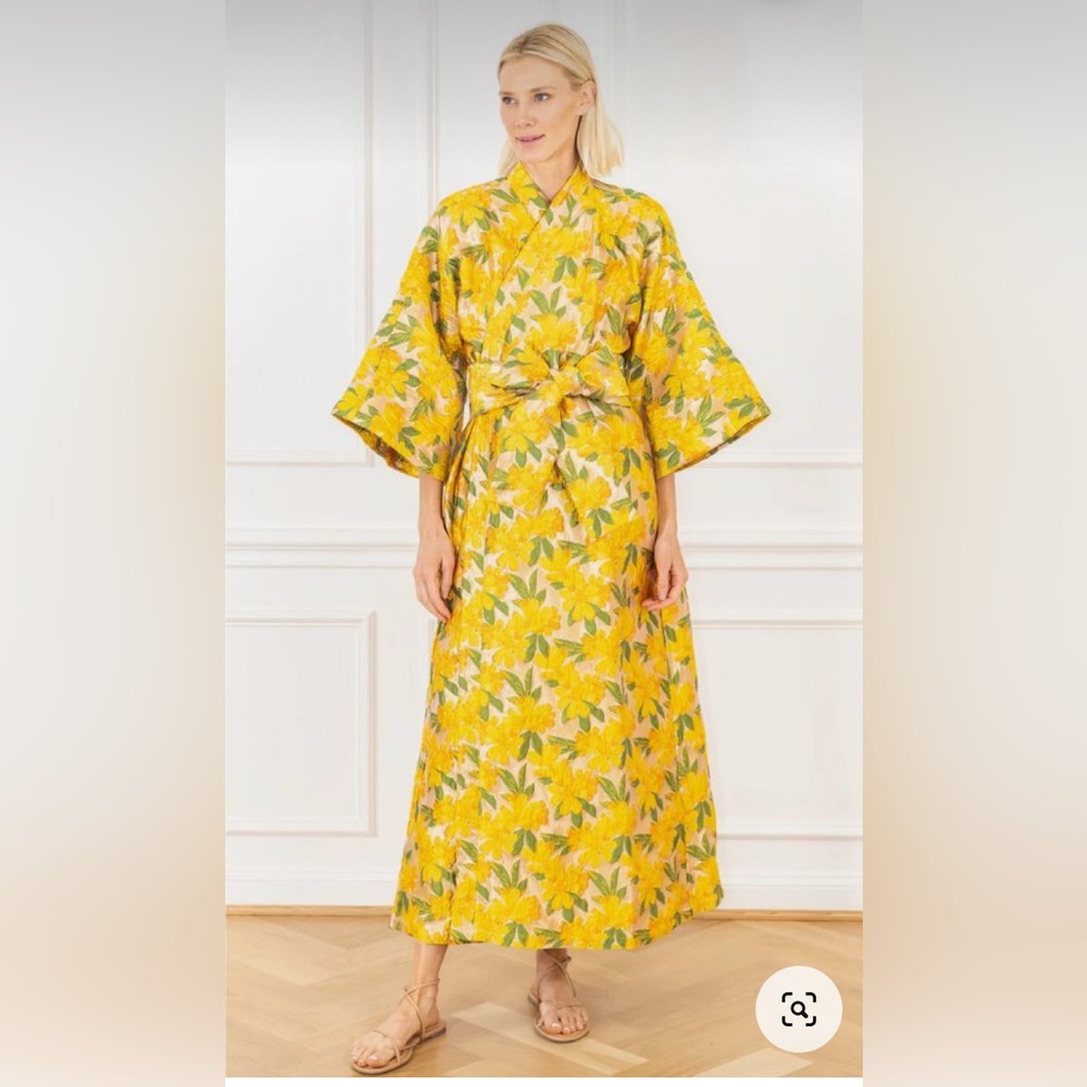 LA VIE STYLE HOUSE Brocade Wrap Kimono